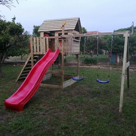 Casa Das Laranjeiras E Parque Infantil Azeitao Esterno foto