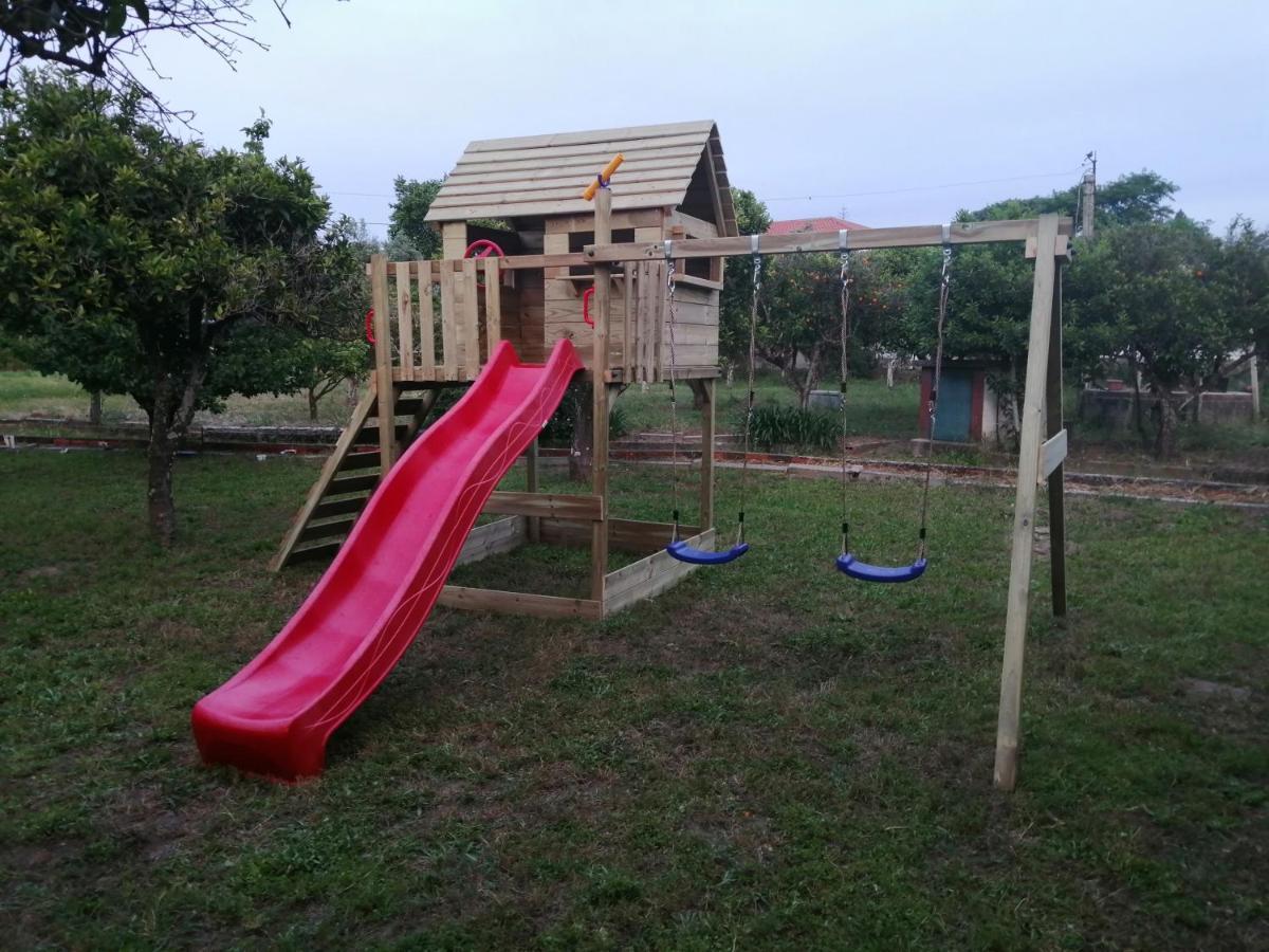 Casa Das Laranjeiras E Parque Infantil Azeitao Esterno foto