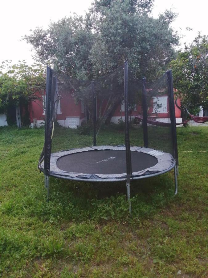 Casa Das Laranjeiras E Parque Infantil Azeitao Esterno foto